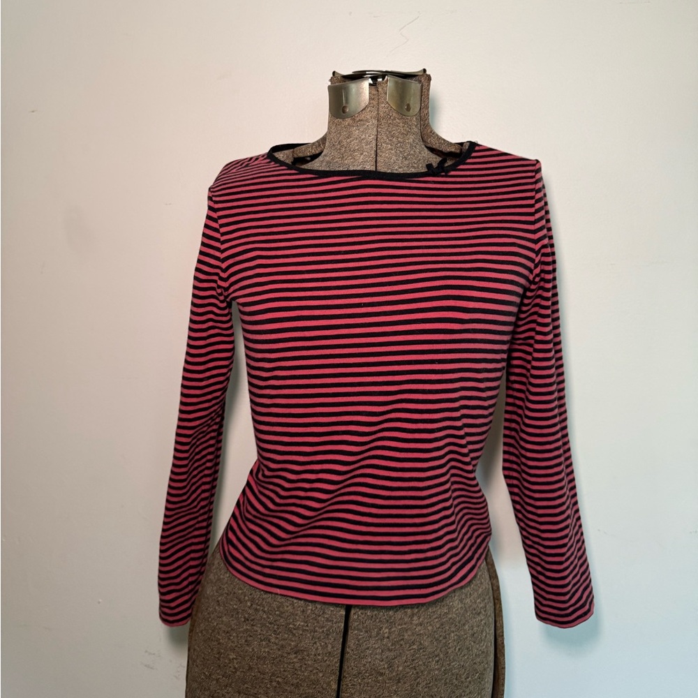 Stripe boatneck top with bow